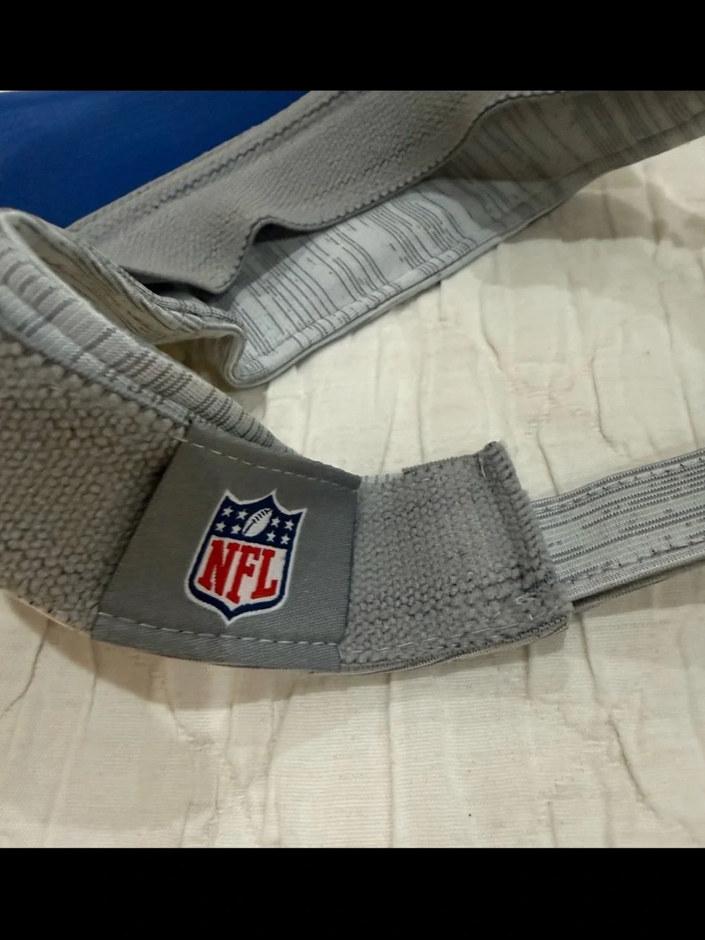 NFL New York Giants New Era brand adjustable visor in excellent condition